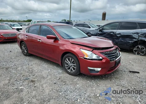 2015 Nissan Altima 2.5 из США, поврежденный, VIN 1N4AL3AP9FN354660